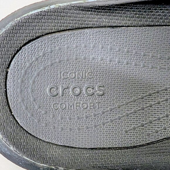 Crocs Men's Swiftwater Mossy Oak Elements Wave Flip Flops in Black Camo - Picture 6 of 16